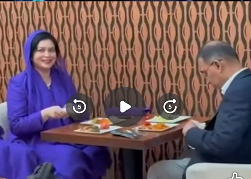 লাউঞ্জের খাবার থেকে সাংবাদিকতার অসুখ
